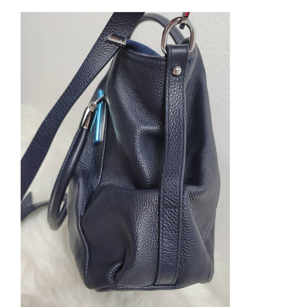 Heshe Genuine Black Leather Handbag With Detachable Strap - Picture 4 of 8